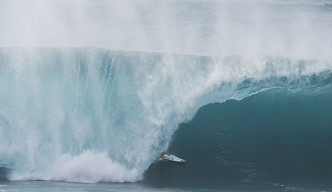 Leo Fioravanti is from Rome! And he surfs like this!