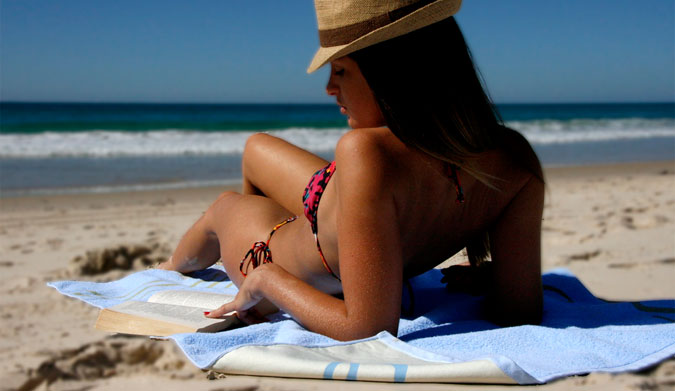 Fear no more! Australian-based Sandusa has created the first sand-proof towel.