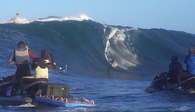 When the charts turned purple last week, every big wave surfer started making plans.