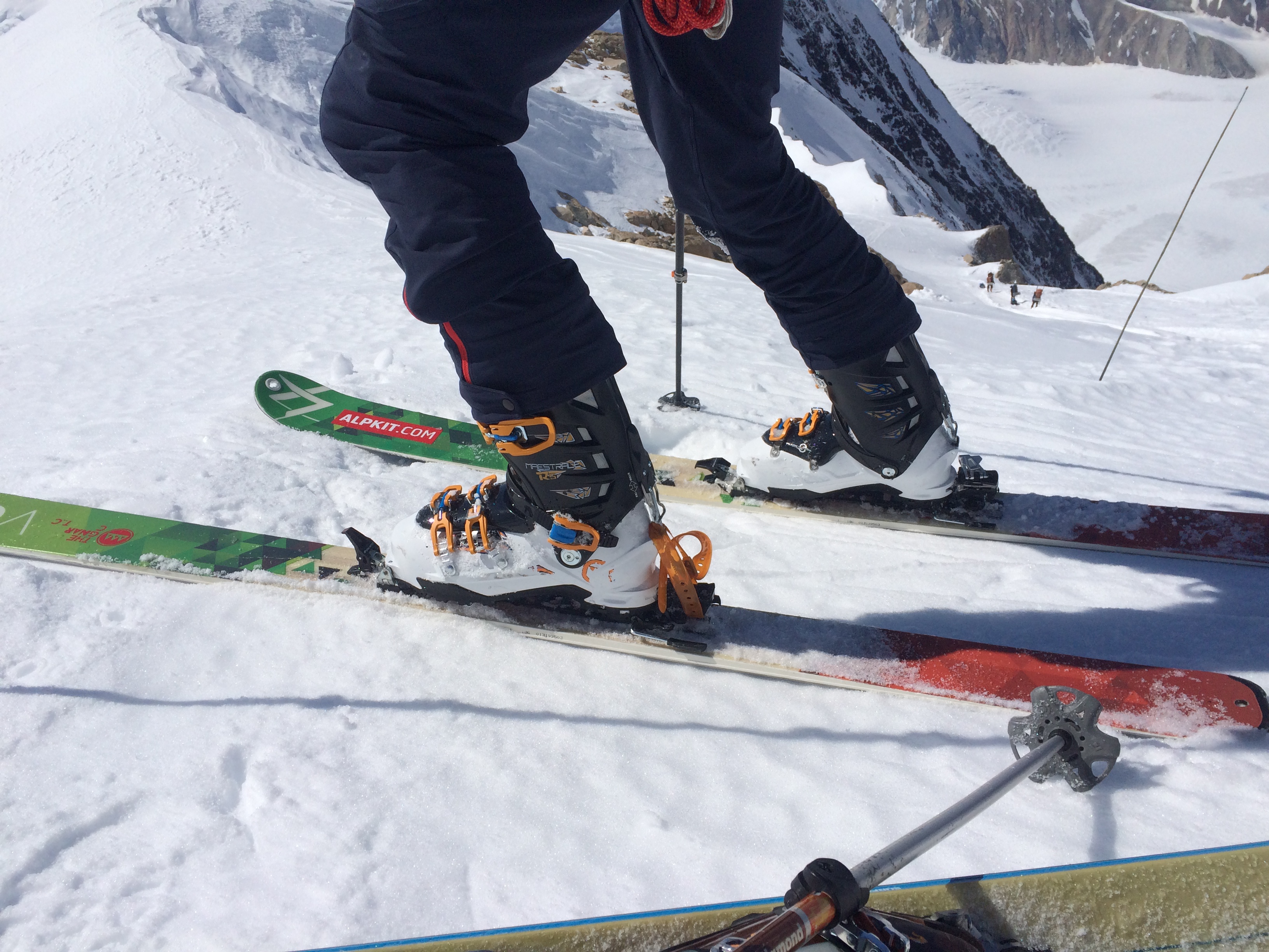 We constructed an emergency “binding” with a ski strap that functioned surprisingly well following the explosion of my heelpiece.