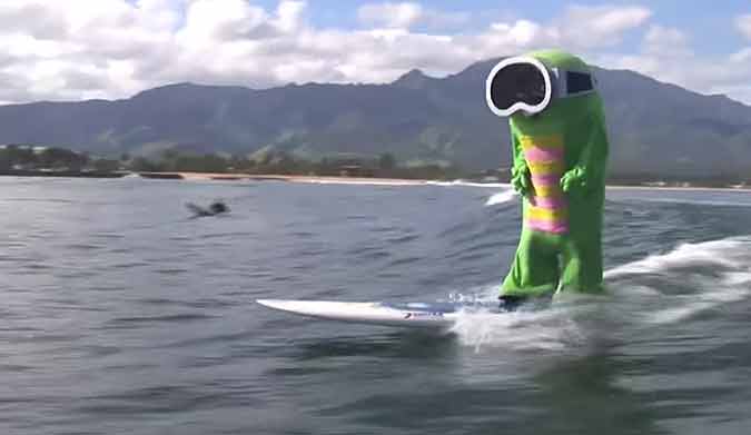 If you grew up in Japan, you know who Gachapin is. He's the Japanese counterpart to Barney, but that doesn't make this any weirder.