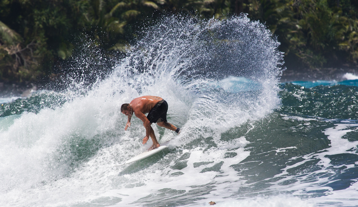 Maui lights up for Hurricane Guillermo