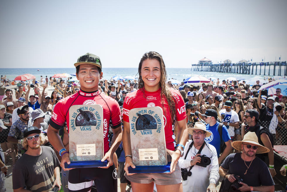 Hiroto Oharra and Joane Defay: Your 2015 Vans US Open of Surfing Champions. Photo: WSL/Sean Rowland