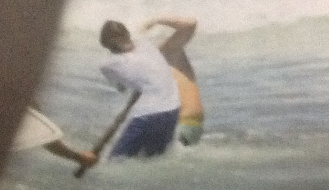 Symes defending himself. Photo courtesy: Symes