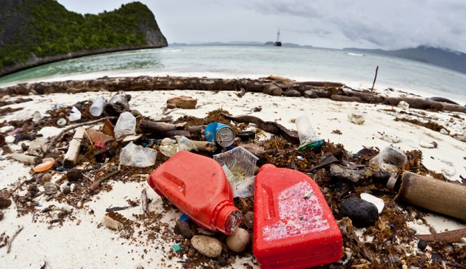 In the UK alone, plastic litter has increased by 180% in the last 20 years. Photo: Shutterstock