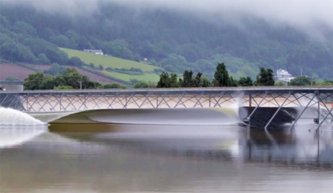 Surf Snowdonia has officially entered a flat spell that will last into 2016. 