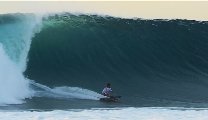 When Desert Point gets this big, the smallest screw up can spell a whole lot of bloody disaster, but for Gordo, it ain't nothing he's too worried about.