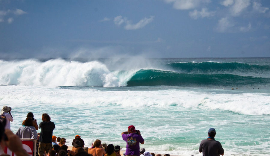 North Shore Wakes Up