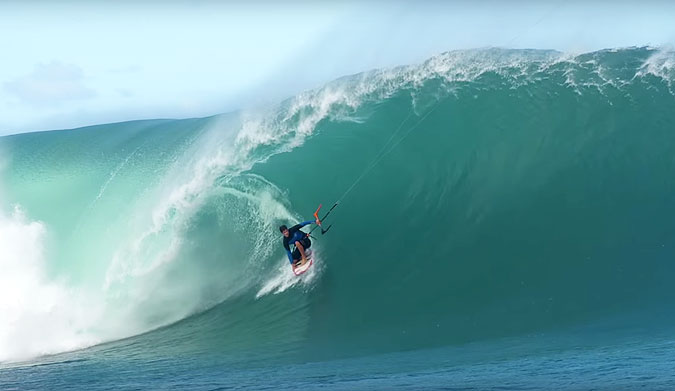 When I got the chance to get down to Teahupoo this year, I wasn’t totally sure what to expect. Although I’ve spent some time kiting in heavy waves, Teahupoo really is another level.