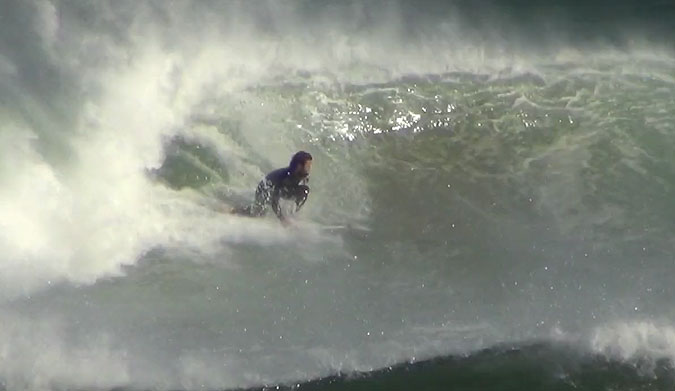 A few weeks ago, the world famous tube factory turned on, and Norman Landa, a San Sebastian surfer, settled in for the long haul.
