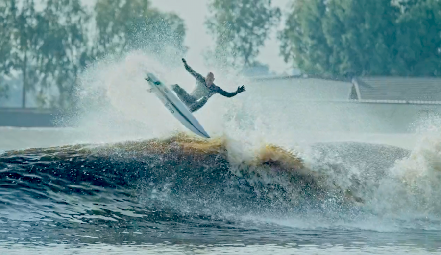 Kelly Slater Wave Pool air