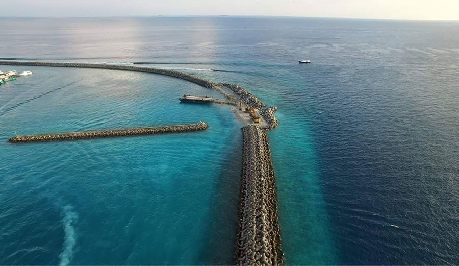 Just one of the waves under threat. Image courtesy of Aiham