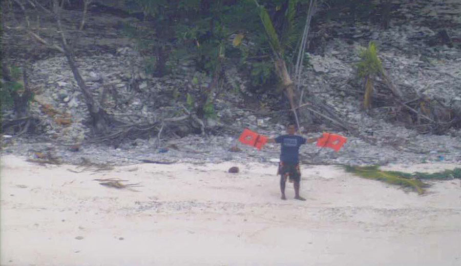 Plas halp. Photo: US Coast Guard Hawaii Pacific/Facebook