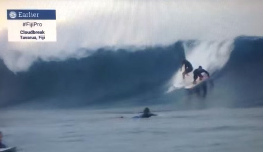 During a morning free surf on the second day of the Fiji Pro, Medina burned Jordy Smith so badly he came up with blisters.