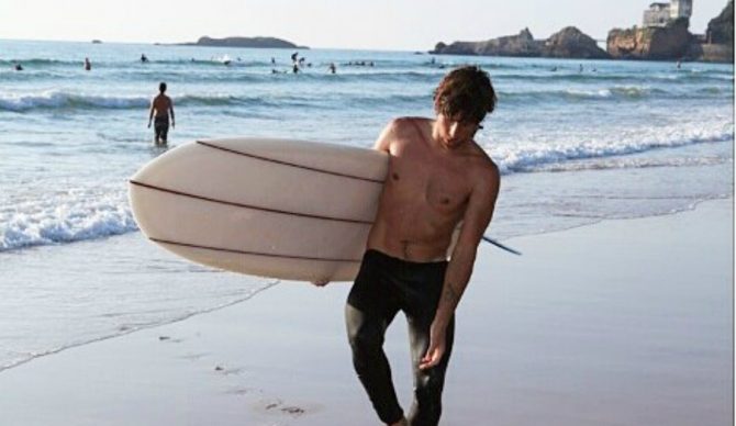 This guy, making the ill-advised wetsuit pants look seem...almost advisable. Photo: Cetus Biarritz