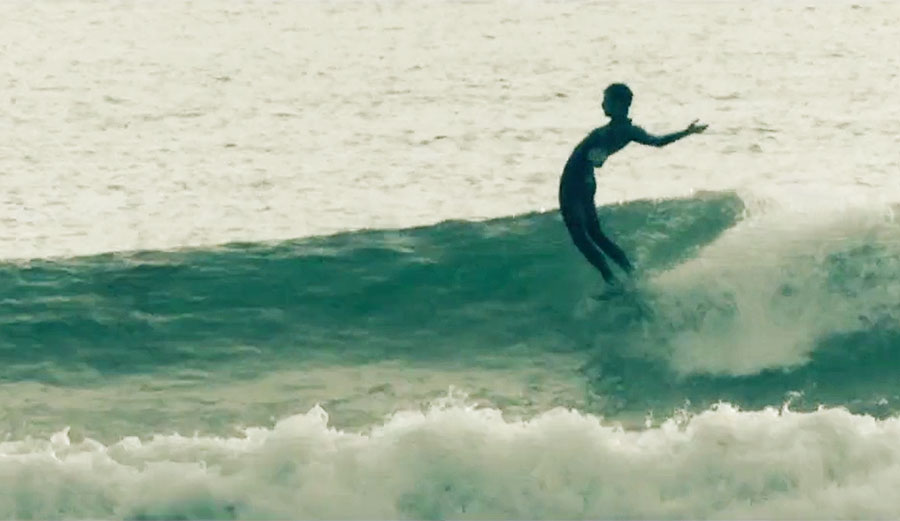 Kiko Romaguera and João Forte e Miguel Mendes broke out the longboards and hit the road, finding fun waves along the way.