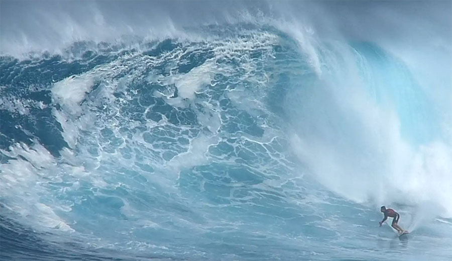 When a swell of that magnitude slams into Hawaii's fabled coastline, it's not just Waimea that lights up–and in this Jaws turned into something for the ages.