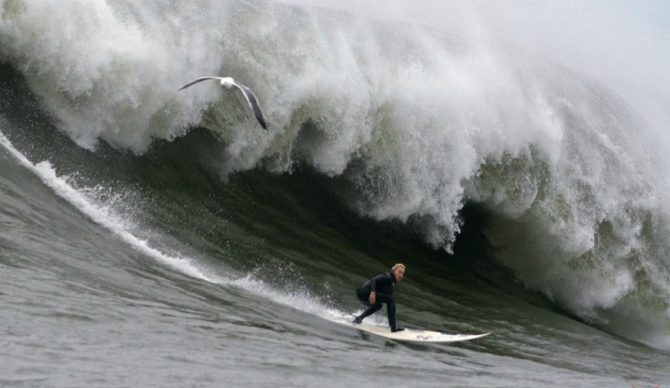 Keala Kennelly on a Mavericks bomb. Photo: @shannonreporting and @supersessions2