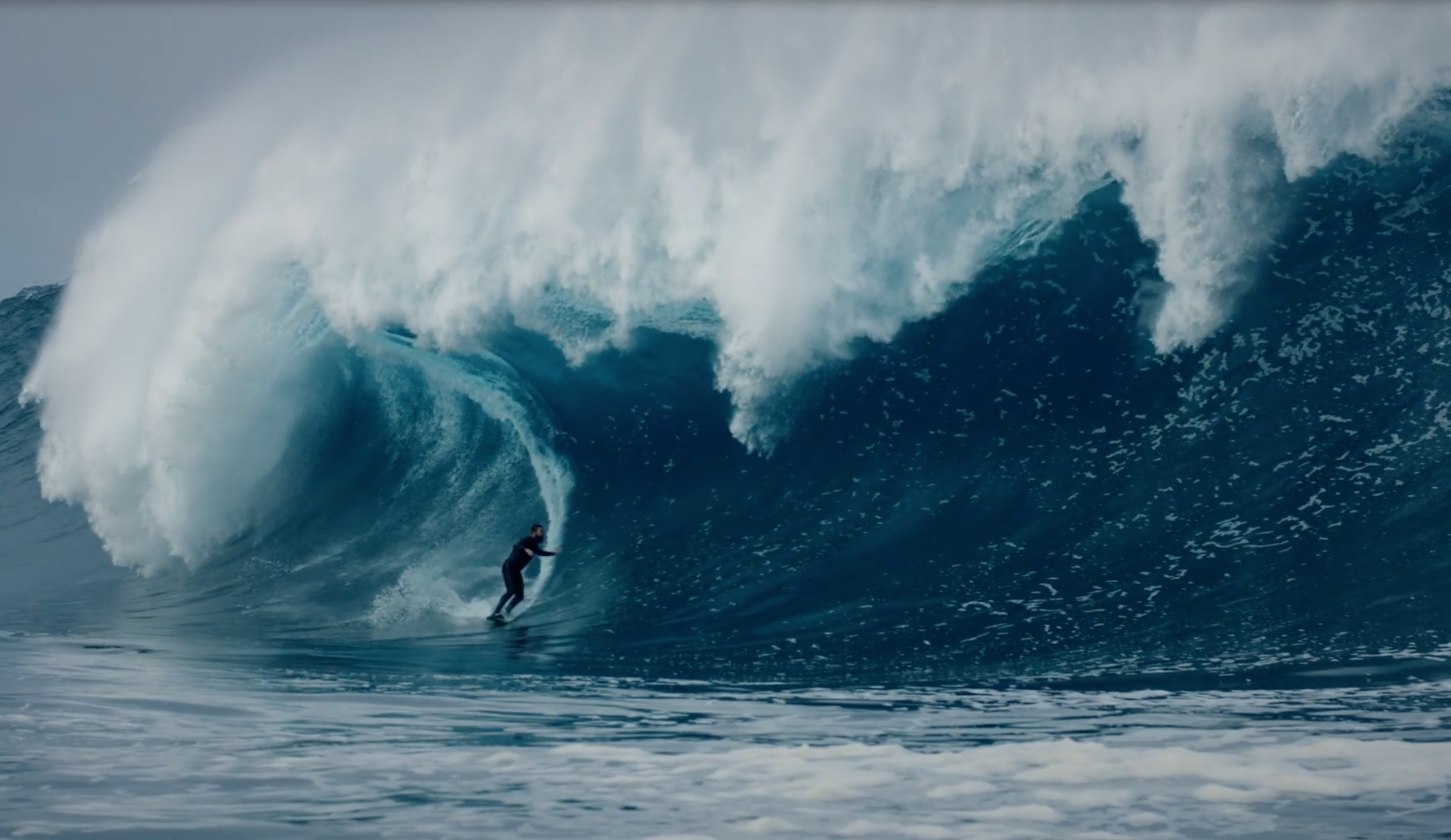 big-wave-wipeout-900