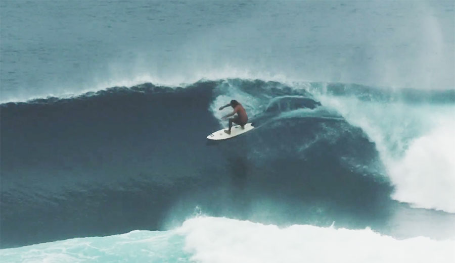 Dave Rastovich is one of the most stylish surfers of all time. Although what it is, exactly, that makes "style", it is undeniable that Rasta has a lot of it.