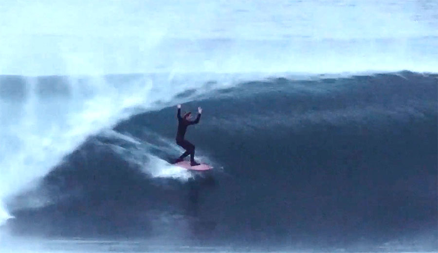 Otherwise known as Sea Mullet, Mawson's cruisey style in the face of some very serious waves of consequence is a sight to behold.