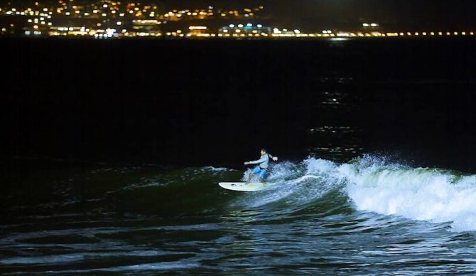 A local surfer gets his nighttime shred on. Photo: Facebook/Municipalidad de Lima