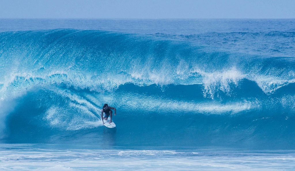 This week brought the first big waves of the year to Pipeline, just in time for the Da Hui Backdoor Shootout.
