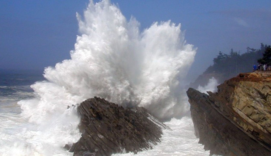 Huge waves battered the Oregon coast on Saturday, destroying cars, condos, and sending one woman to the hospital. Photo: Oregon Institute of Marine Biology