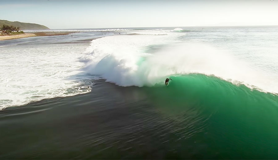 When a big groundswell roars through, the barrels Desert Point serves up are something out of a dream.