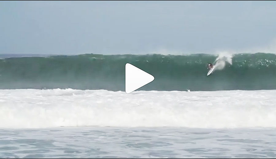 With the Puerto Escondido event right around the corner, Mel has stepped into the batter's box for a few warm up waves. 