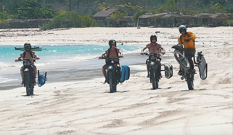 You know what's fun? The open road, a few good friends, and no plans other than to completely and totally wing it.