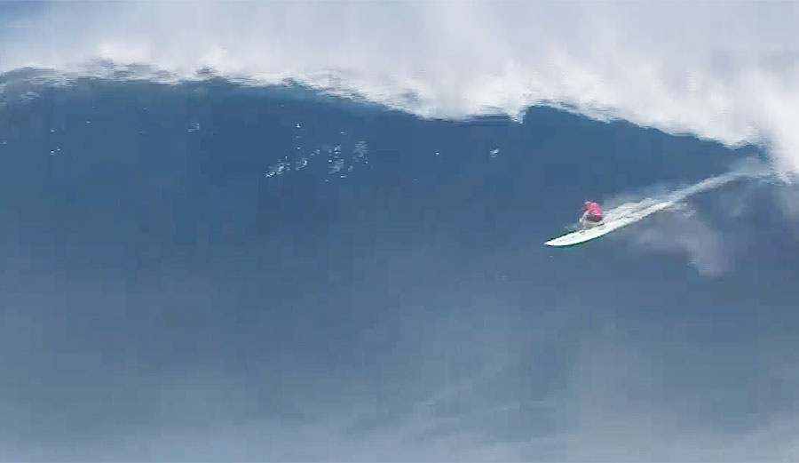 "One of the best waves I've ever seen in a surfing contest, ever." That's what BWT Commissioner Mike Parsons said about Ian Walsh's perfect 10 at the Pe'ahi Challenge.
