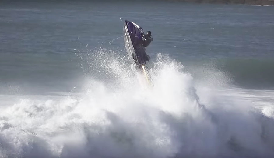 Supertubos is a perfect example thumping beach break, and the first round of the 2017 MEO Rip Curl Pro Portugal was a showcase of mega-thumpings.