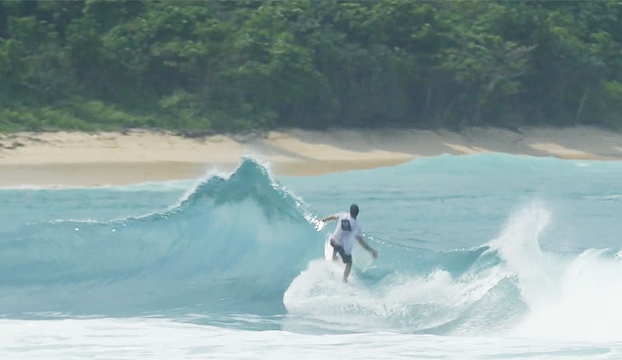You know what's fun to watch? Two good friends getting shacked on a weird little wedge in Indonesia.