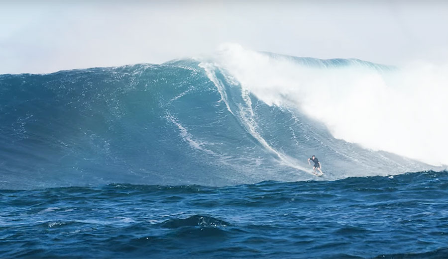 Brad Domke tow-in skimmed at Peahi, and now our brains are broken.