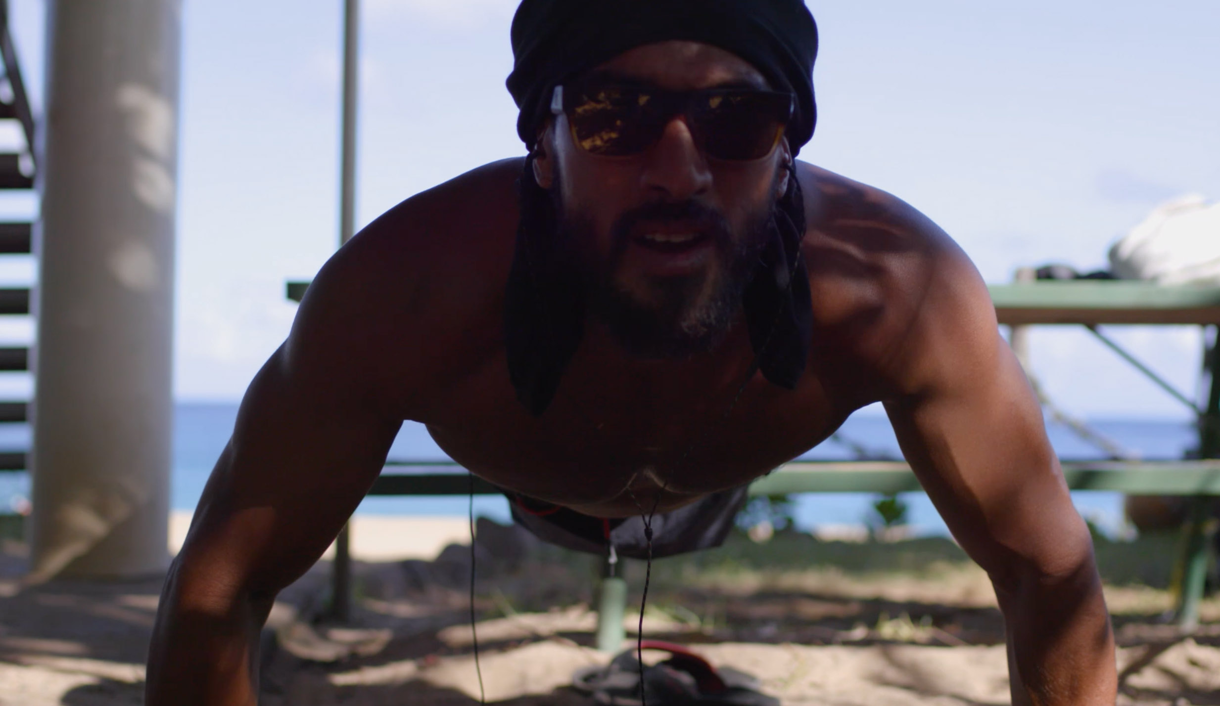 Kamu Davis keeps the beaches of Oahu safe. Image: The Inertia/Reuben