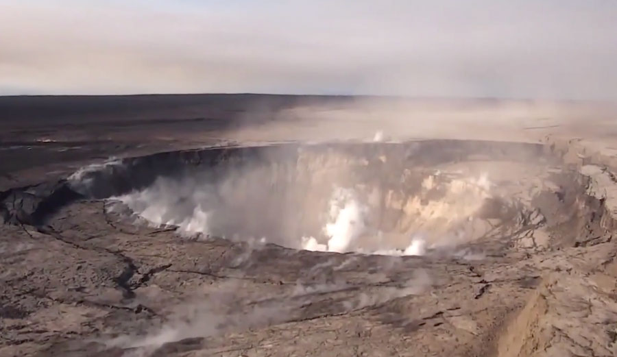 Kilauea's eruption has produced some absolutely stunning footage.