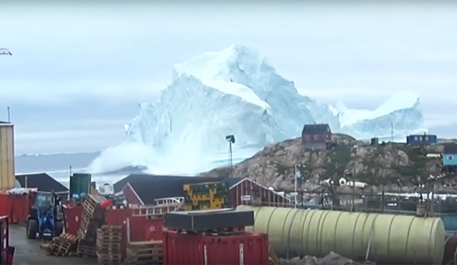 Innaarsuit greenland iceberg