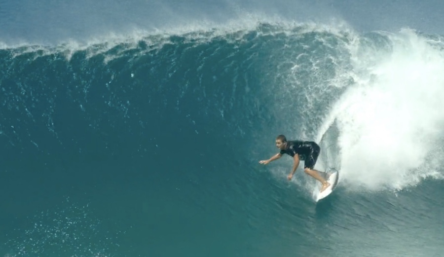 Shane Sykes sets up for a tube guaranteed to give you FOMO.