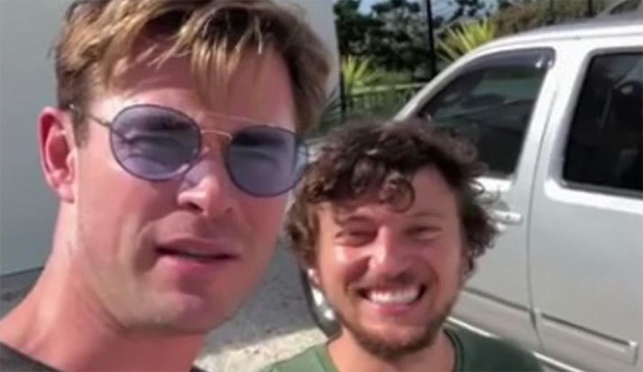 Chris Hemsworth, Byron Bay, hitchhiker, musician