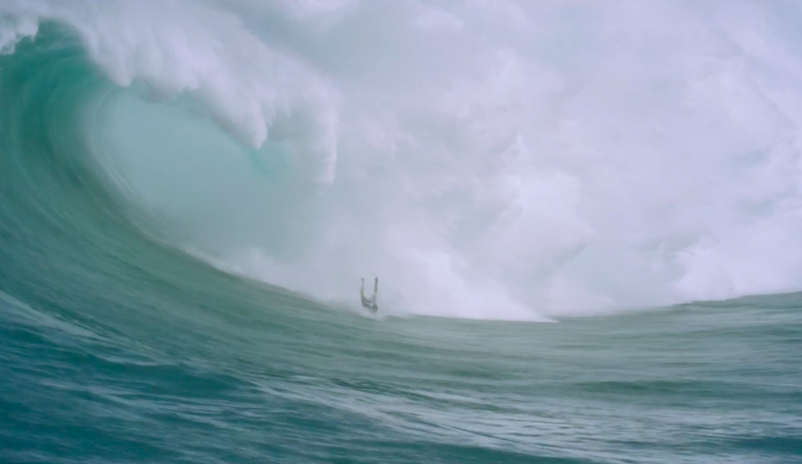 Alex Botelho getting run over by a freight train at Pe'ahi. The event was called off on Monday for the swell being too big for the safety of competitors. Photo: WSL