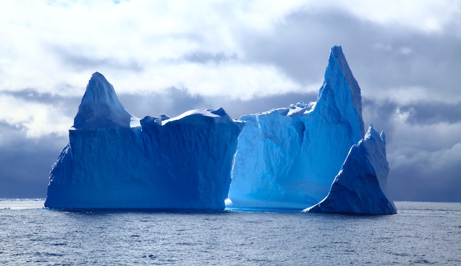 A recent study claims our oceans absorbed way more heat than previously thought. And our planet may be warming at a faster rate as a result. Photo: Danting Zhu/Unsplash