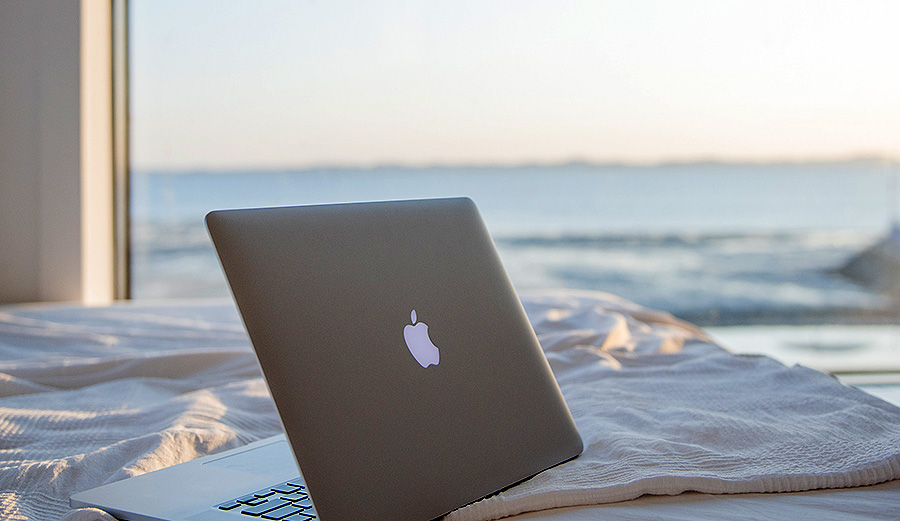 travel, digital nomad, travel abroad, mobile office,