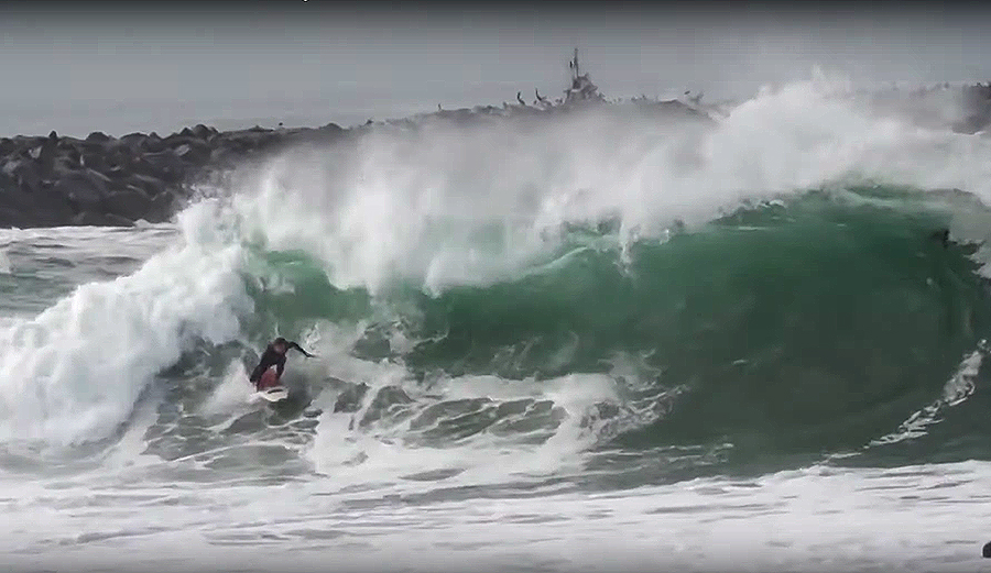 surfing, wedge, orange county, newport beach, wipeouts, the wedge, jacuzzisurfer, california, wipeout reel, christmas music, christmas,
