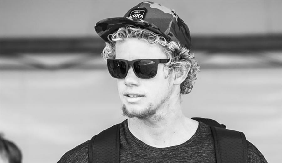 John John Florence, Knee, injury, ACL, Pipeline Masters