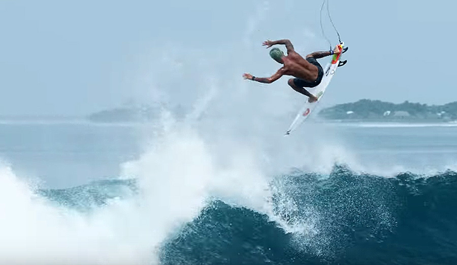 Filipe Toledo in the Maldives