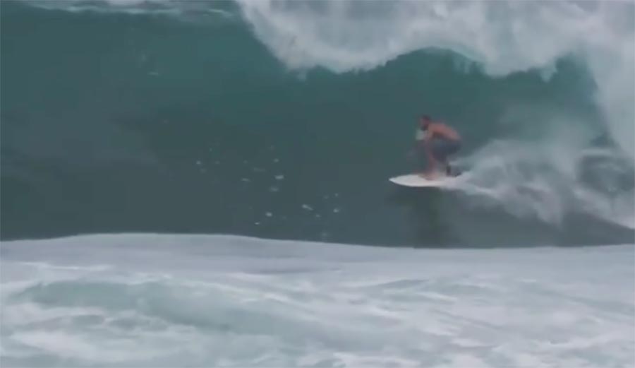 Jack Johnson gets barreled at Haleiwa