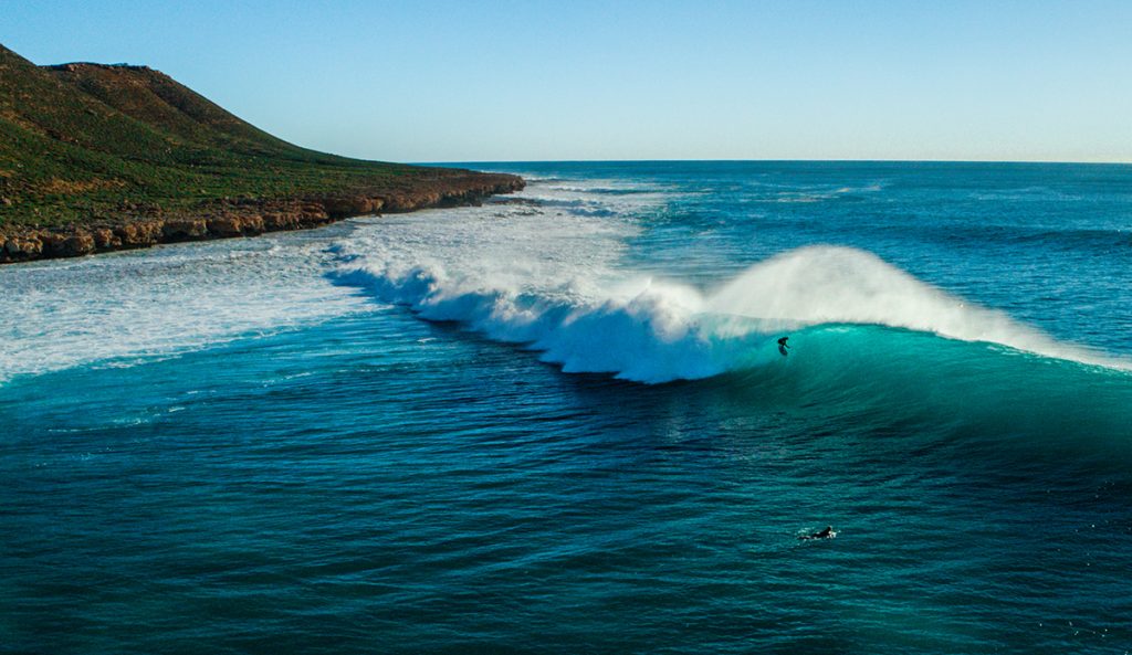 surfing, surf photography, scott bauer, australia, shaun manners, jack robinson, lockie caldwell, cyclone marcus, slab waves,