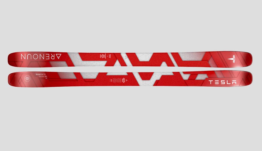 Tesla head Elon Musk is getting a pair of custom skis from Renoun.