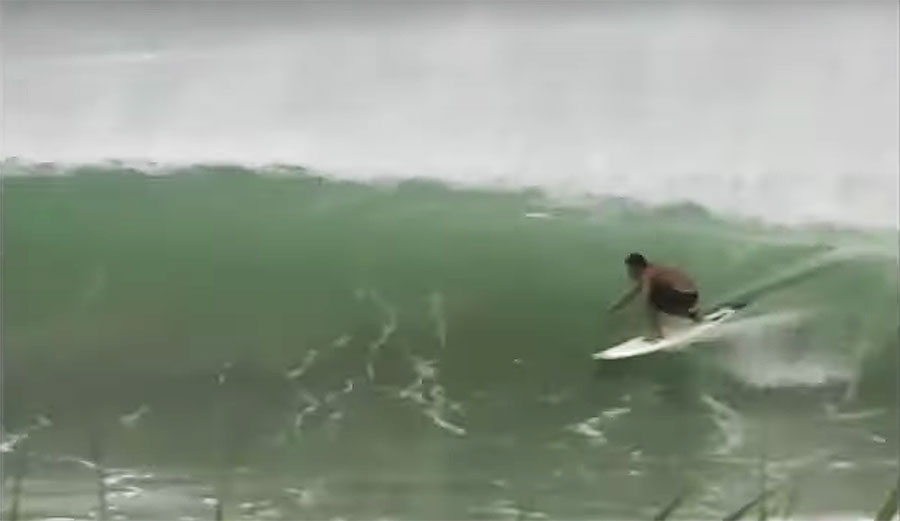 Dave Rastovich surfing in Mometum: Under the Influence